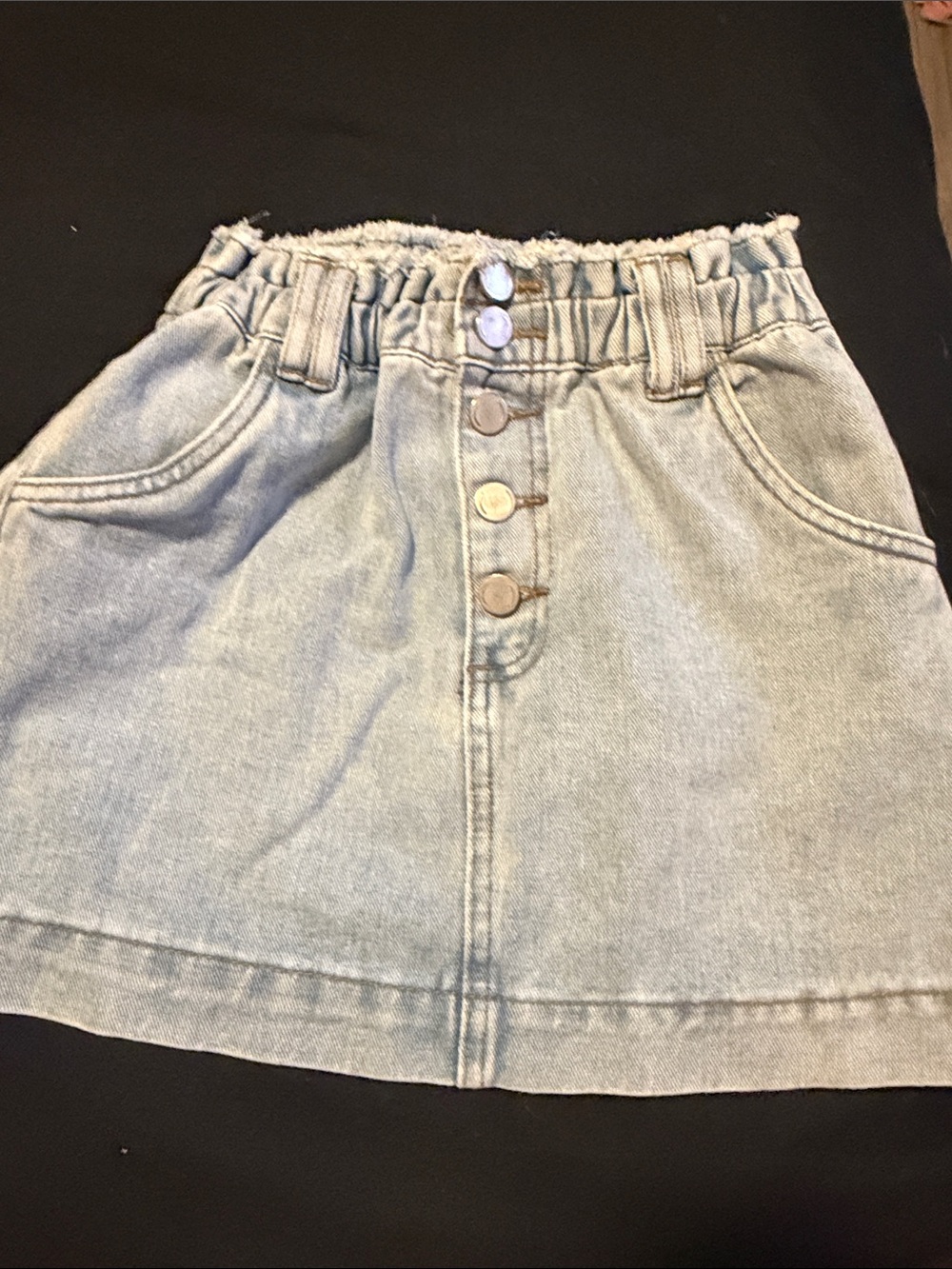 High-Waist Light Wash Denim Skirt with Button Front